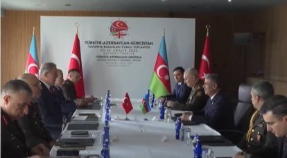 Темой на встрече министров обороны Грузии, Азербайджана и Турции стало «обеспечение безопасности» в Чёрном море, к которому Азербайджан не имеет выхода