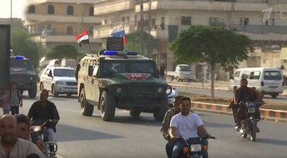 Al-Masdar: Russische Truppen deckten die syrische Autobahn M-5 vor der türkischen Invasion ab