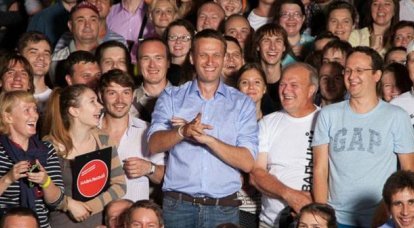 Как выстроить логическую цепочку: "Навальный, коррупция, мочить в сортире"