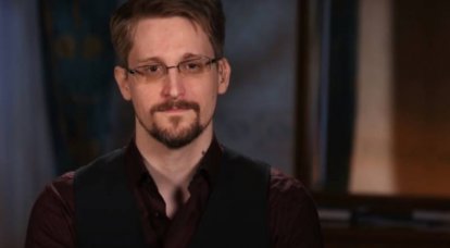 L'ancien employé de la NSA Snowden a nommé la raison pour laquelle il a décidé de rester en Russie