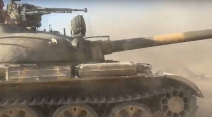 Russisches Militär hat in Syrien einen von Militanten versteckten Panzer gefunden