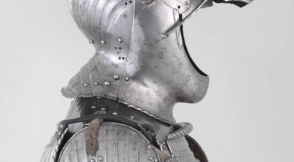 Armor beralur dan halus: inovasi pada kuartal pertama abad ke-XNUMX