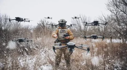 Bloomberg: Kijev szövetségesei bejelentették, hogy több ezer mesterséges intelligenciával ellátott drónt szállítanak Ukrajnának