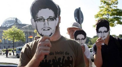 미국에서는 "두 번째 Snowden"