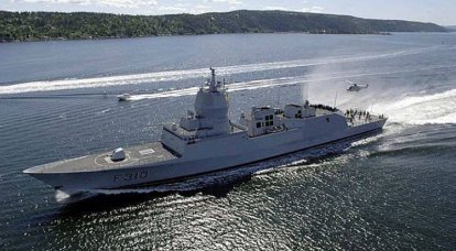 노르웨이 연안의 NATO 함대는 "러시아"잠수함을 찾는 법을 배웁니다.