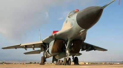 Irán abre nueva base aérea subterránea Oghab 44