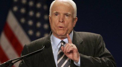 Le sénateur McCain préconise d'armer l'opposition syrienne