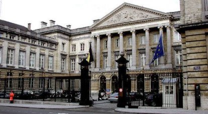 Бельгийский парламент рассмотрит осенью резолюцию об отмене антироссийских санкций