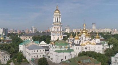 СБУ возбудила уголовное дело за «пророссийский» молебен в помещении Лавры