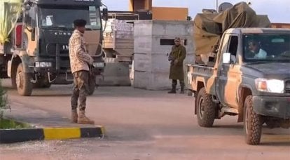 リビア国軍元sハフタールは攻撃に行く