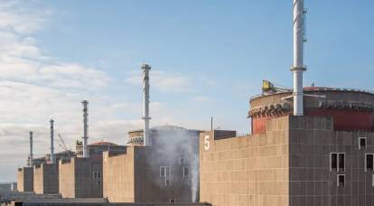 UAEA başkanı yine saldırıların suçlusunu isimlendirmeden Zaporizhzhya Nükleer Santrali'ne yönelik saldırılara son verilmesi çağrısında bulundu