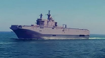 El Ministerio de Defensa se limita a colocar dos barcos de desembarco universales