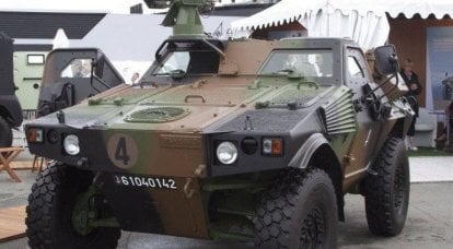 Francuski Panhard VBL Mk 2 zbliża się do Rosji