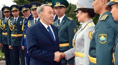 Назарбаев отменил в казахстанской армии «прусский» шаг