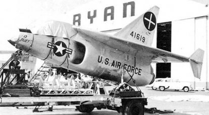Deneysel uçak Ryan X-13 Vertijet (ABD)