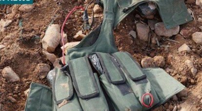 Mídia ocidental: "Os militantes do EI usaram um menino de quatro anos como homem-bomba"