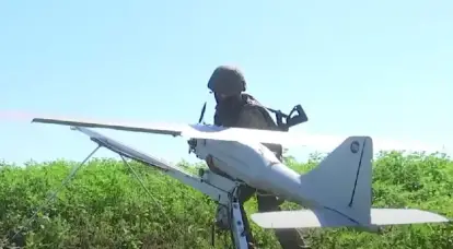 Chuyên gia Ukraine: UAV trinh sát của Quân đội Nga vượt qua tác chiến điện tử Ukraine, bay về hậu phương đường dài