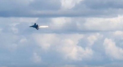 Video of the flight of a Russian fighter with a burning engine appeared on the Web