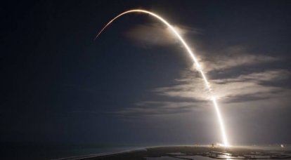 Компания SpaceX запустила новый спутник, но «промахнулась» с обтекателем Falcon 9