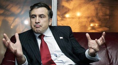 Саакашвили обвинил Россию в организации демонстраций