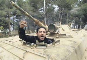 Юрий Крупнов: «В Ливии дело идет к гуманитарной, а затем и военной интервенции»