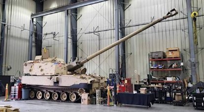 What do the new XM1299 self-propelled guns show?