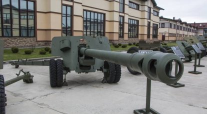 Histoires sur les armes. 100 mm BS-3 canon de campagne