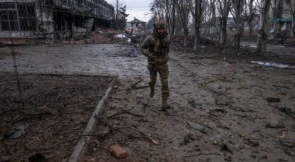 Bakhmut と呼ばれるスペインの新聞とのインタビューでのウクライナ軍のテロ防衛戦闘機「地球上の地獄」