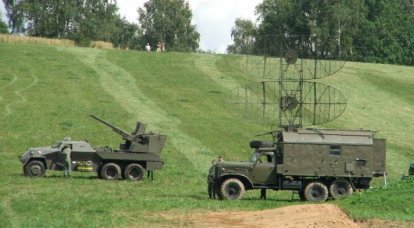 Radar controla o espaço aéreo da Tchecoslováquia como parte do ATS