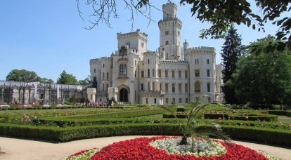 Замки Чехии: замок Глубока (часть первая)