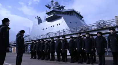 Российский боевой ледокол «Иван Папанин» выходит на испытания