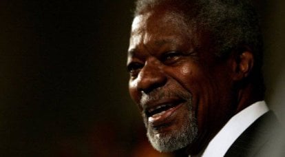 코피 아난 (Kofi Annan)의 마약에 대한 논쟁은 단순히 범죄자처럼 보입니다.
