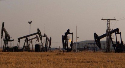 Экс-сотрудник ЦРУ: «Исламское государство» нелегально переправляет нефть через территорию Турции и Иракского Курдистана