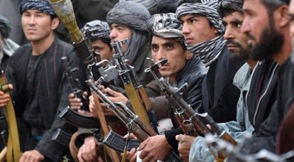 Afganistan: Yüzlerce Taliban militanı Afgan kuvvetlerine saldırdı