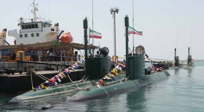 伊朗海军 - 真正的力量还是熟练的宣传？
