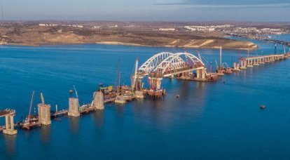 Установку арки Крымского моста завершили досрочно