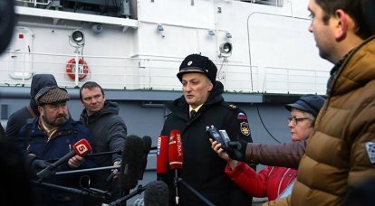 Victor Bursuk, Rus Donanmasının neden yeni bir mash yelkenli olduğunu açıkladı