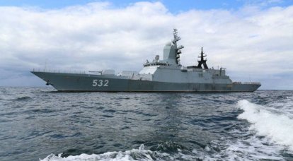 Более 20 кораблей и судов Балтийского флота выходят на учения в море