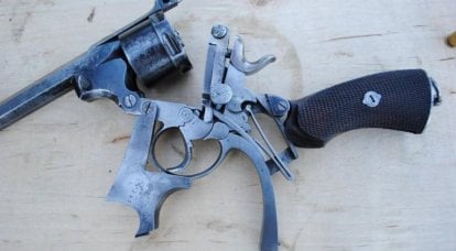Dupla kioldós és kagylós revolverek