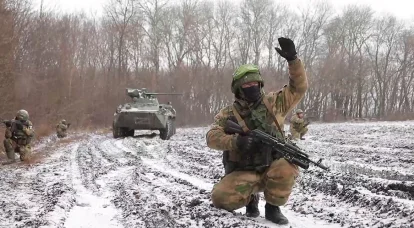 Front de l'Est : les forces armées russes avancent dans le village de Pervomaiskoye