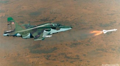 Су-25 выполнили задачи по уничтожению аэродромов условного противника