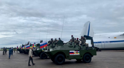 مربیان نظامی روسیه به آموزش پرسنل ارتش CAR و ژاندارمری ادامه دادند