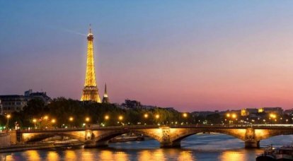 La crisi energetica in Europa ha raggiunto l'illuminazione della Torre Eiffel