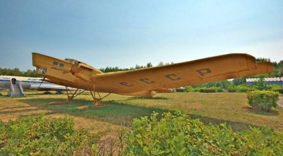 26 ноября 1925 года свой первый полёт совершил ТБ-1 (АНТ-4)