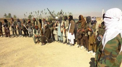 Medios de comunicación: decenas de militantes fueron asesinados en Afganistán durante los enfrentamientos entre grupos talibanes e IS