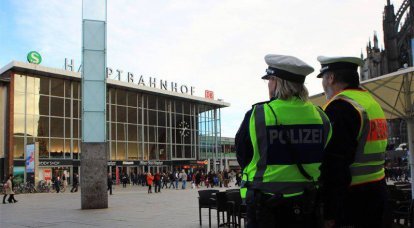 В Кёльне неизвестные объявили "охоту" на мигрантов