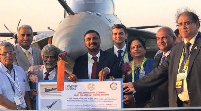 Индийский истребитель Tejas принят на вооружение ВВС страны