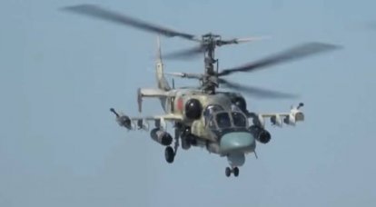 Ada bidikan helikopter Ka-52 yang sedang berburu peralatan musuh di zona NVO