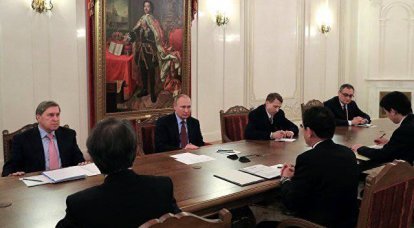 Vladimir Putin ve Japonya Dışişleri Bakanlığı başkanı barış antlaşması konusunu görüştüler