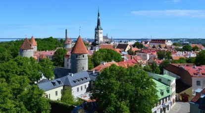 Москва понизила уровень дипломатических отношений с Эстонией